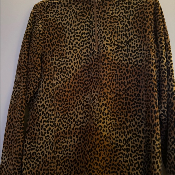 Ladies Land’s End 1/4 leopard print fleece pullover. Size L (14-16). EUC. - Picture 6 of 7